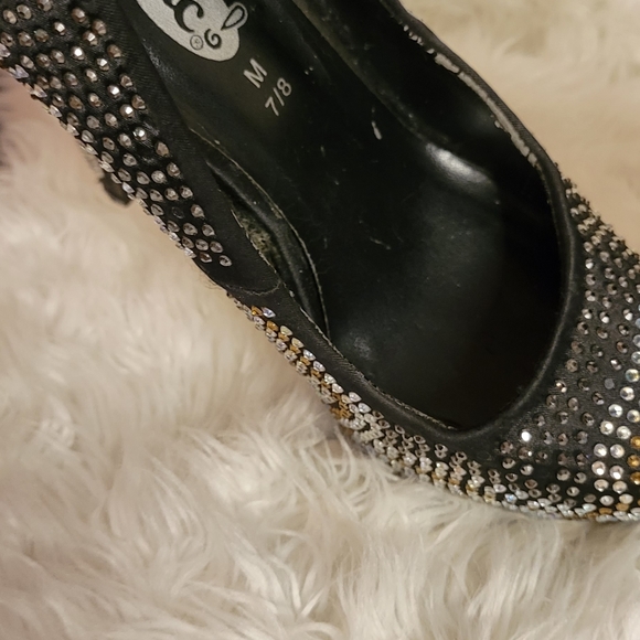 Black Sequin Platform Heels - Picture 6 of 8